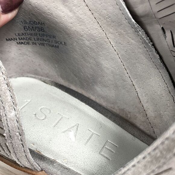 1. State | Tan pointy toe suede booties 6.0 , cutout detail and zipper closure - Picture 6 of 8